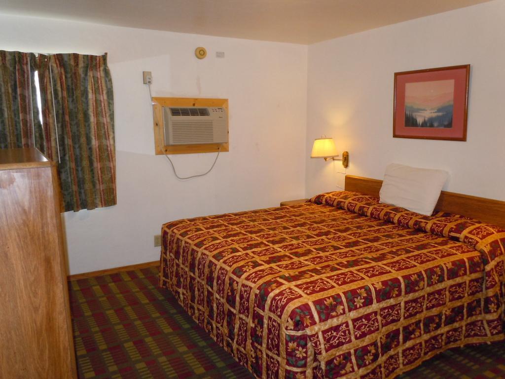 פאלון Value Inn מראה חיצוני תמונה